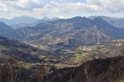 16 Vista sulla conca brembana di Zogno